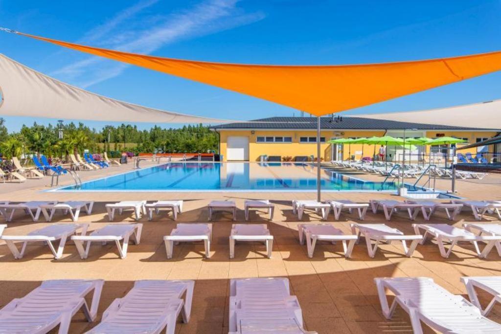 Apartmany Catalina Nesvady Екстериор снимка