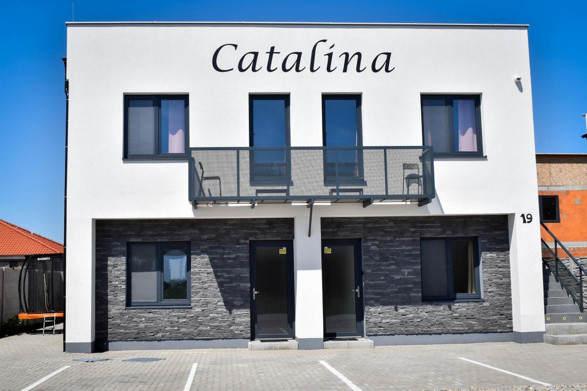 Apartmany Catalina Nesvady Екстериор снимка