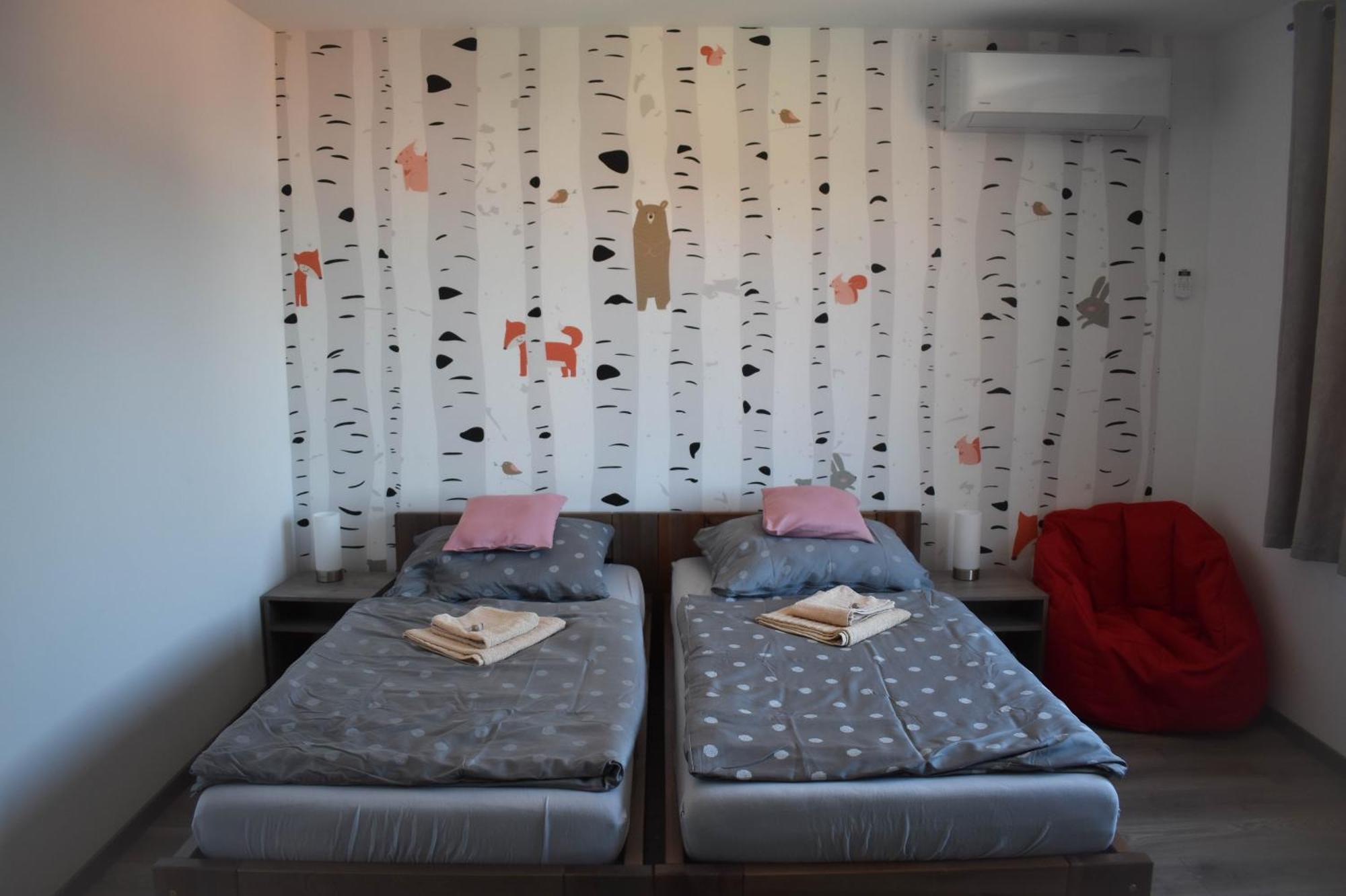 Apartmany Catalina Nesvady Екстериор снимка