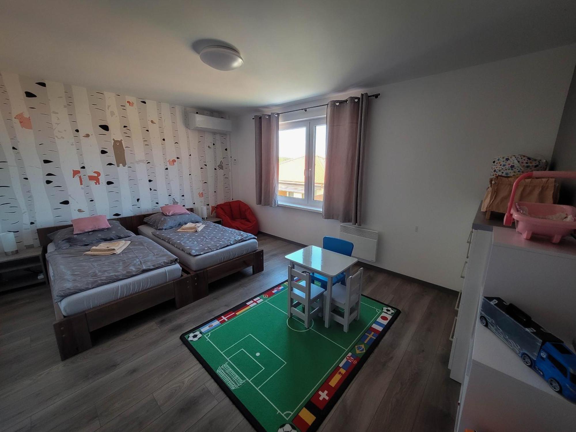 Apartmany Catalina Nesvady Екстериор снимка