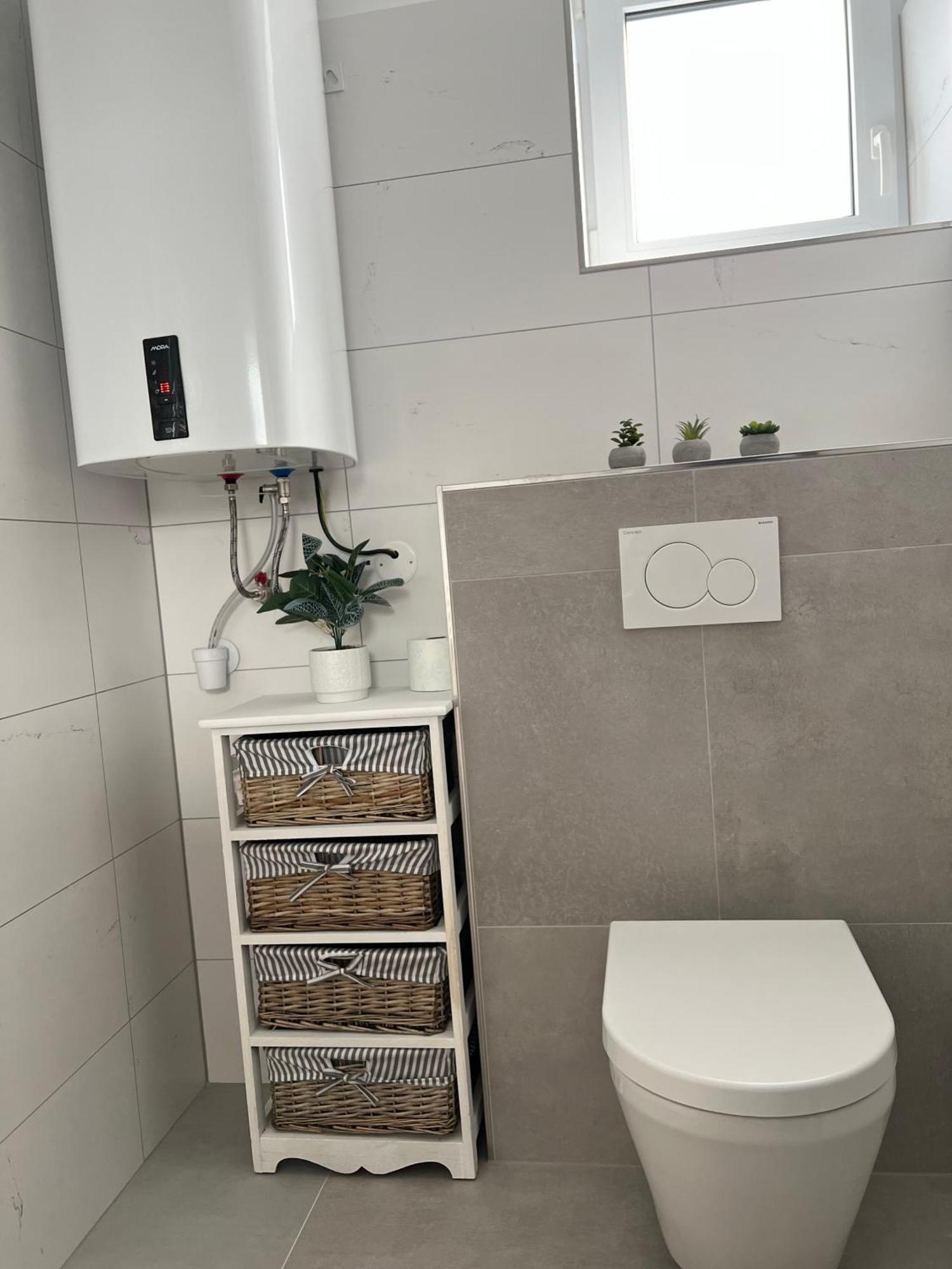 Apartmany Catalina Nesvady Екстериор снимка