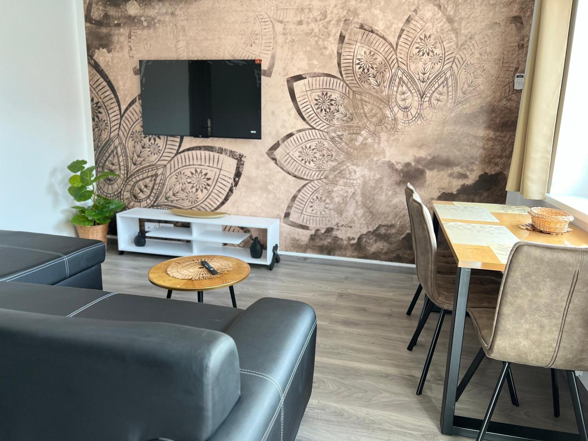 Apartmany Catalina Nesvady Екстериор снимка