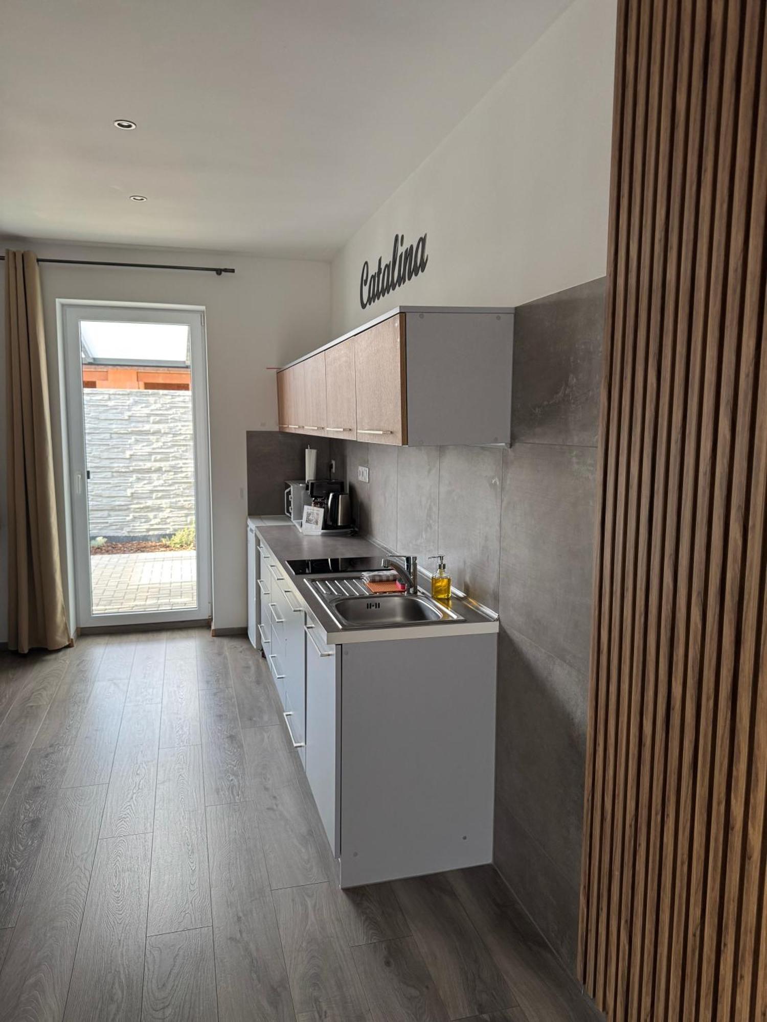 Apartmany Catalina Nesvady Екстериор снимка